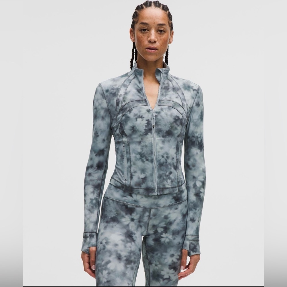 Lululemon Nulu Cropped Define Jacket – Size 4 – Meadow Haze Grey Multi - Picture 2 of 7